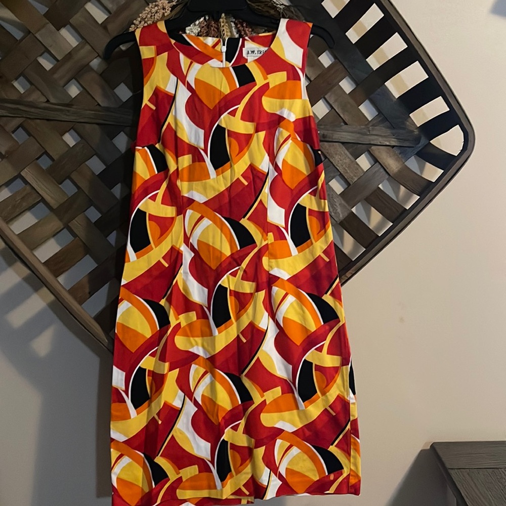 J.W. Treci  Mod Sleeveless Dress Size 6 Super Cute